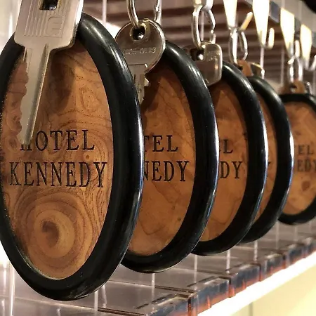 Kennedy بيلاريا-إيجيا مارينا